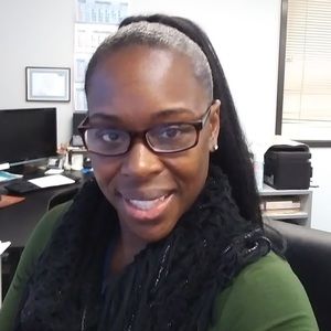 Meet your Posher, Crystal